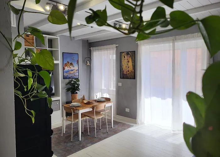 Art And Metro Colli Albani Apartamento